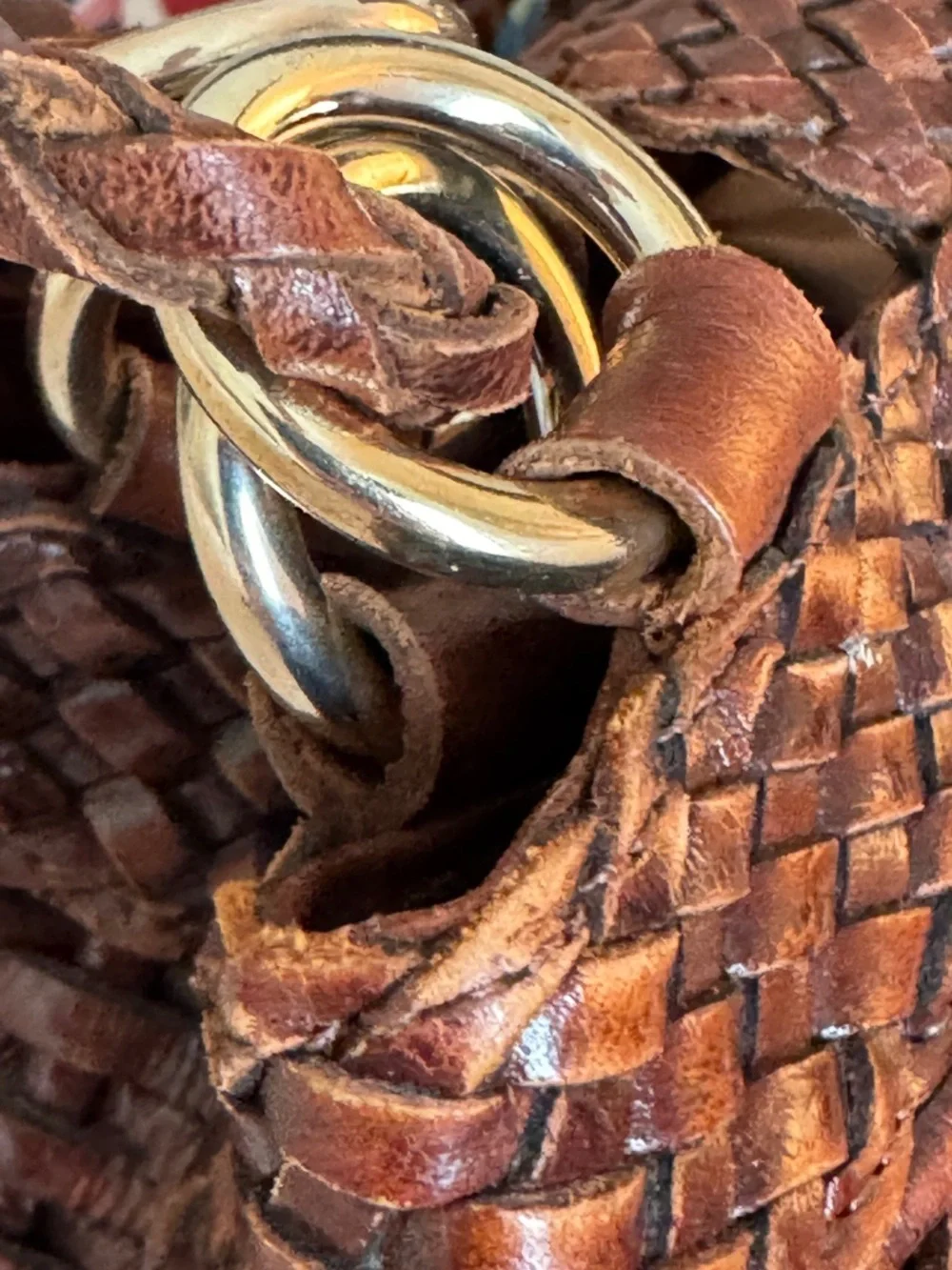 Vintage Woven Leather Crossbody Bag Brown Boho Artisan Basketweave Small Bucket - Picture 8 of 13